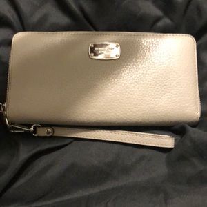 Michael Kors wristlet